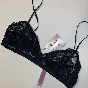 NWT SAVAGE X FENTY Lace Bralette size Medium
